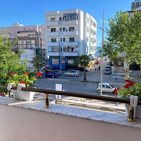 Rai Rooms Дуррес Екстер'єр фото