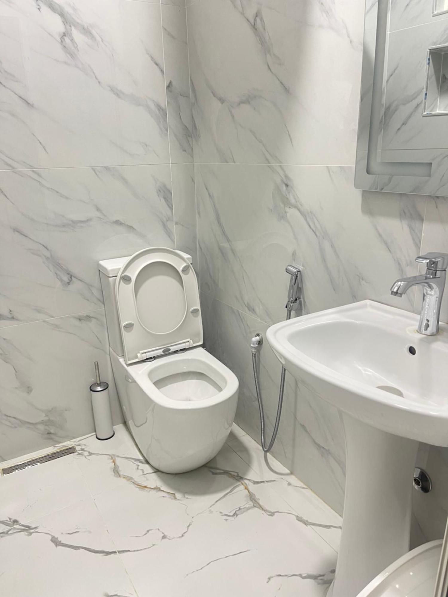 Rai Rooms Дуррес Екстер'єр фото