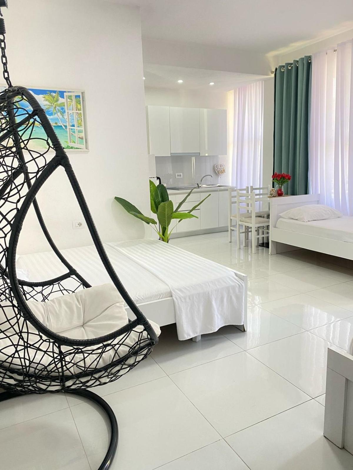 Rai Rooms Дуррес Екстер'єр фото
