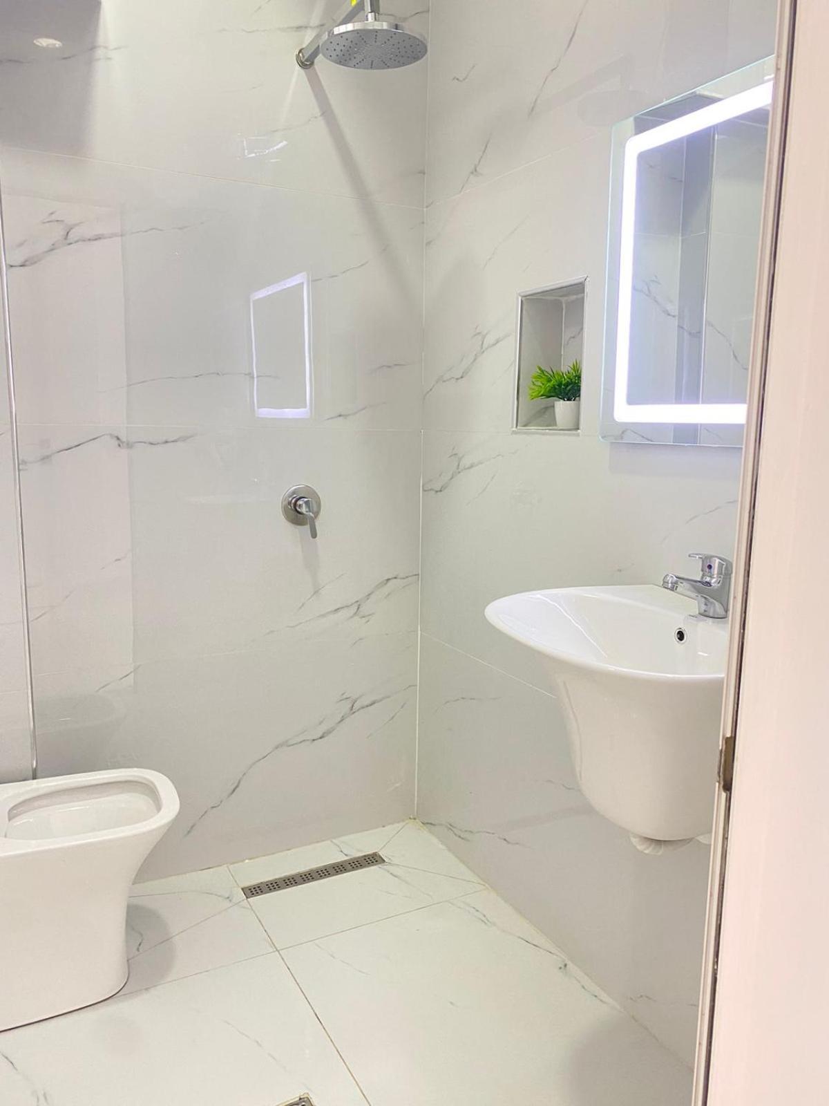 Rai Rooms Дуррес Екстер'єр фото